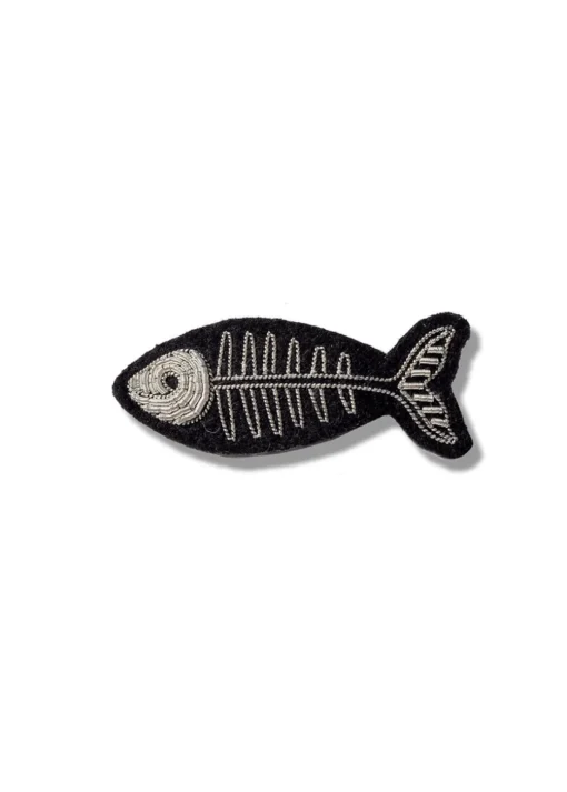 Broche brodée Arête