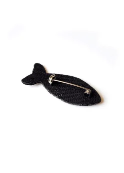 Broche brodée Arête