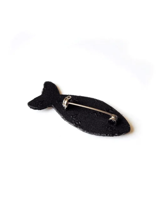 Broche brodée Arête